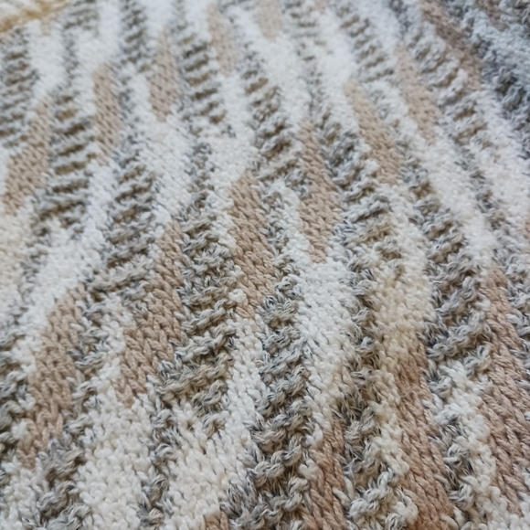 Vintage Geoffrey Beene Sweater - Picture 4 of 4